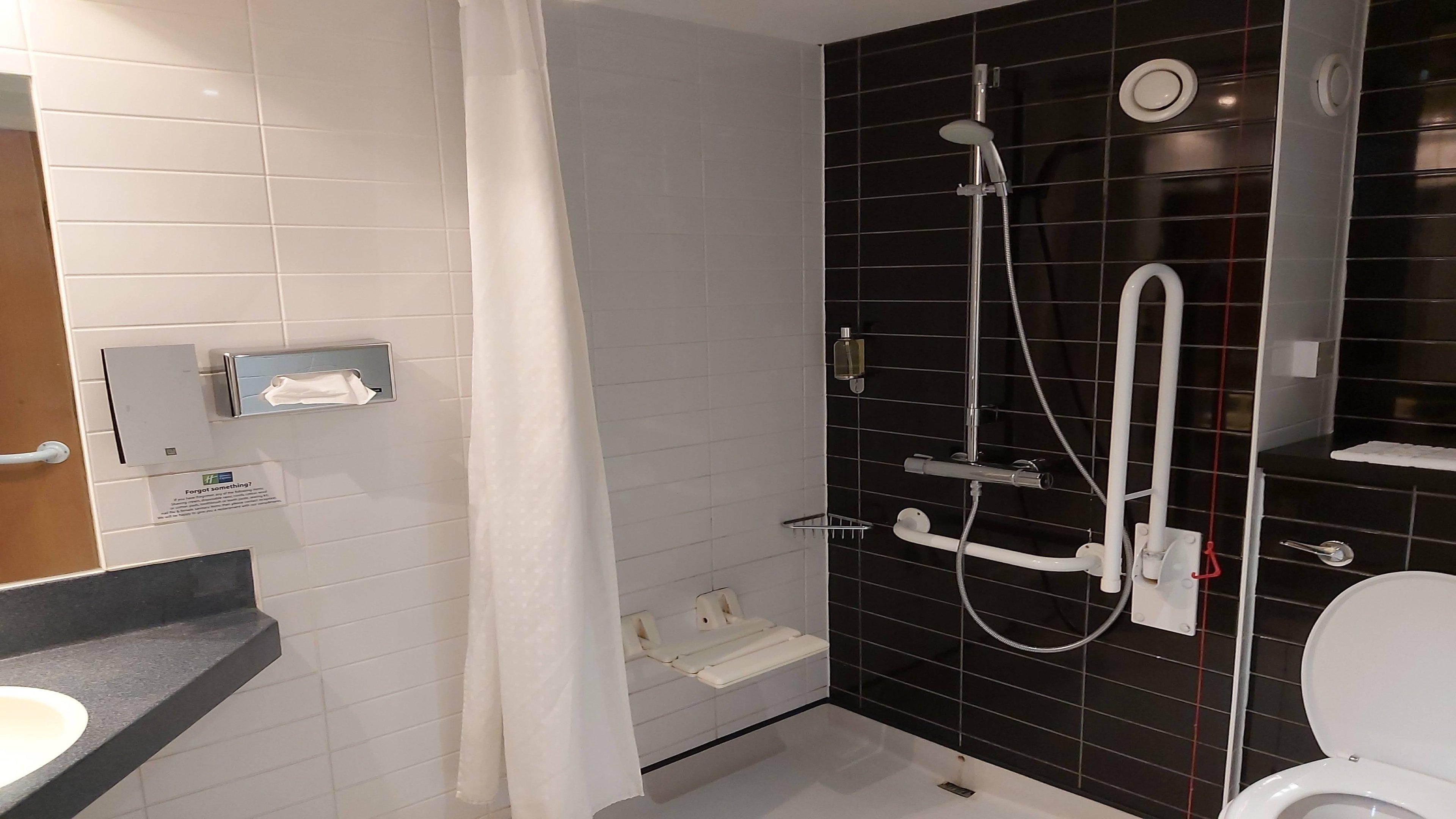 Holiday Inn Express Glenrothes By Ihg Екстер'єр фото