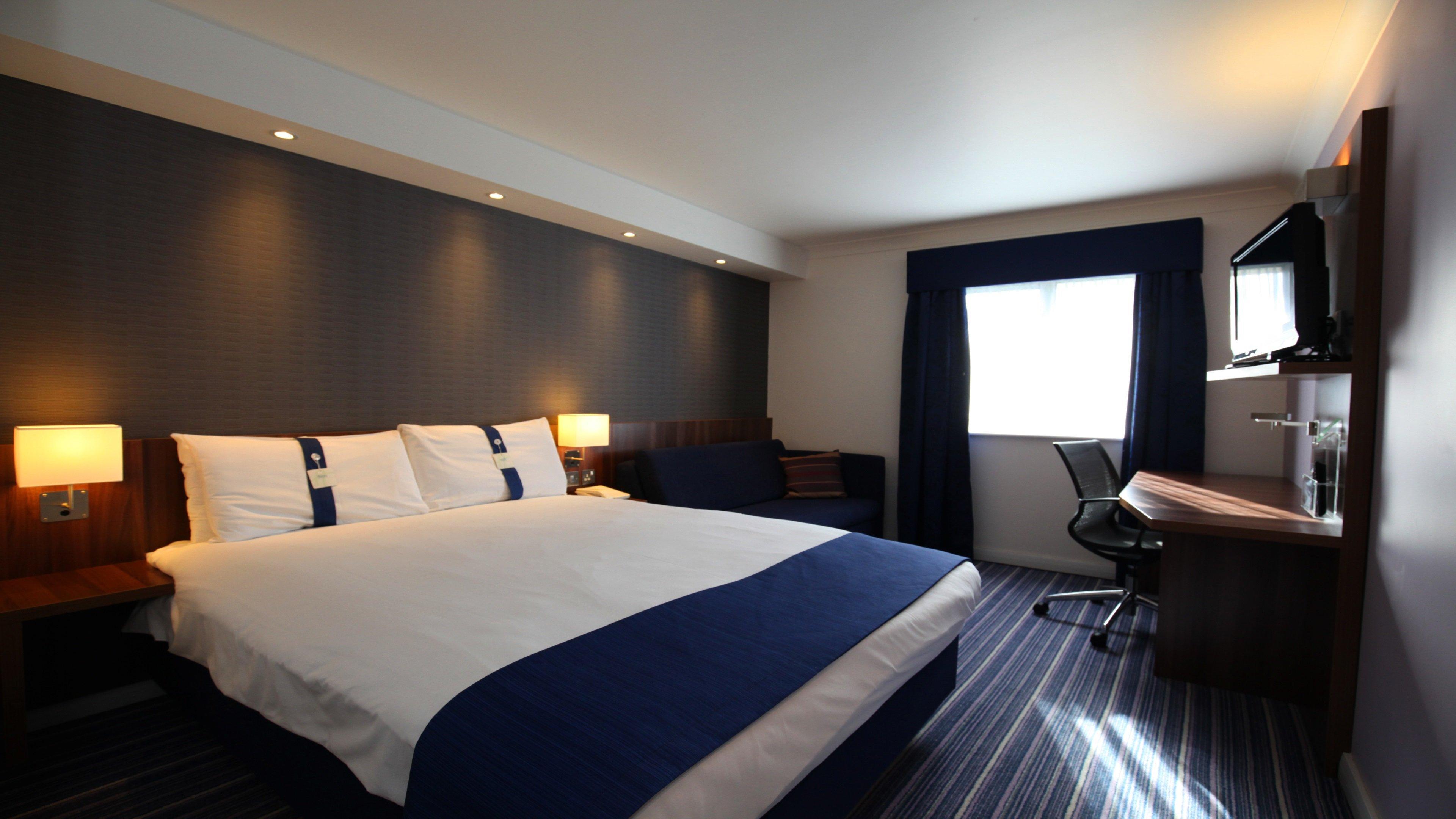 Holiday Inn Express Glenrothes By Ihg Екстер'єр фото