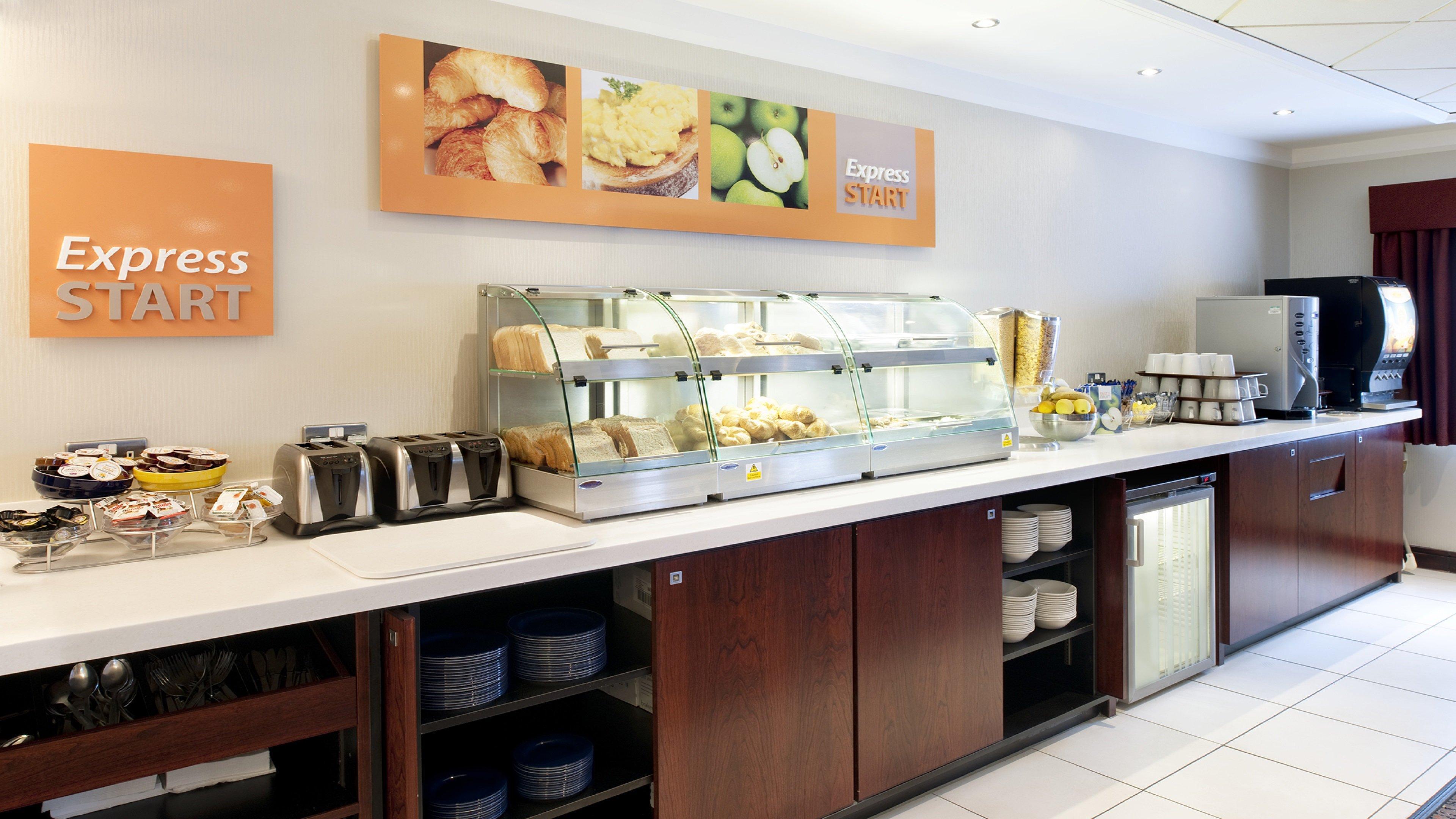 Holiday Inn Express Glenrothes By Ihg Екстер'єр фото