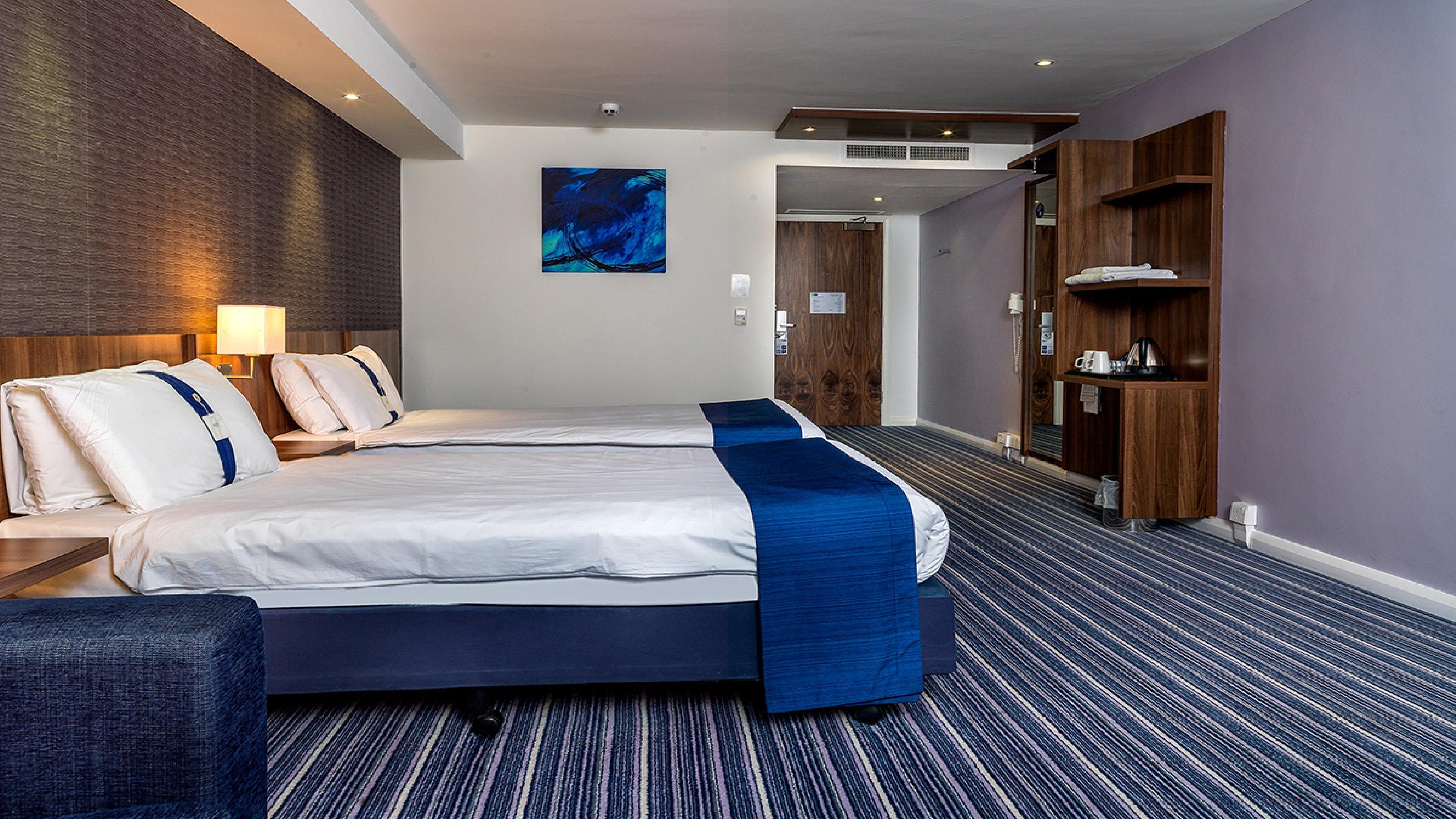 Holiday Inn Express Glenrothes By Ihg Екстер'єр фото